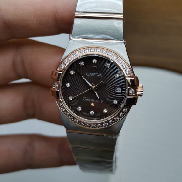 オメガ時計正面デザイン